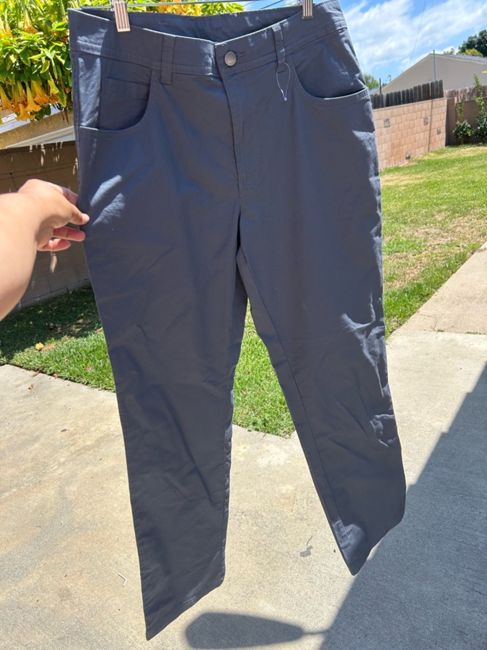 Columbia Men's Chinos in Slate Gray